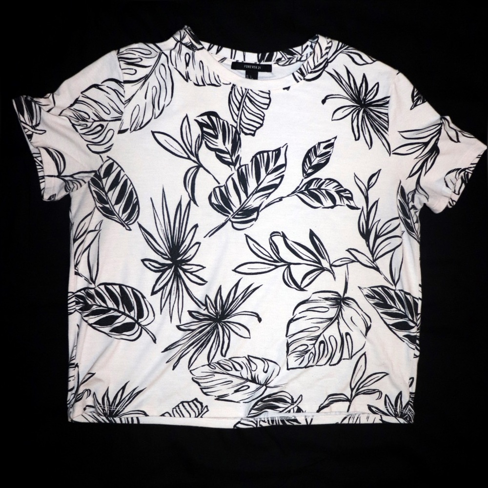 Woman’s crop top